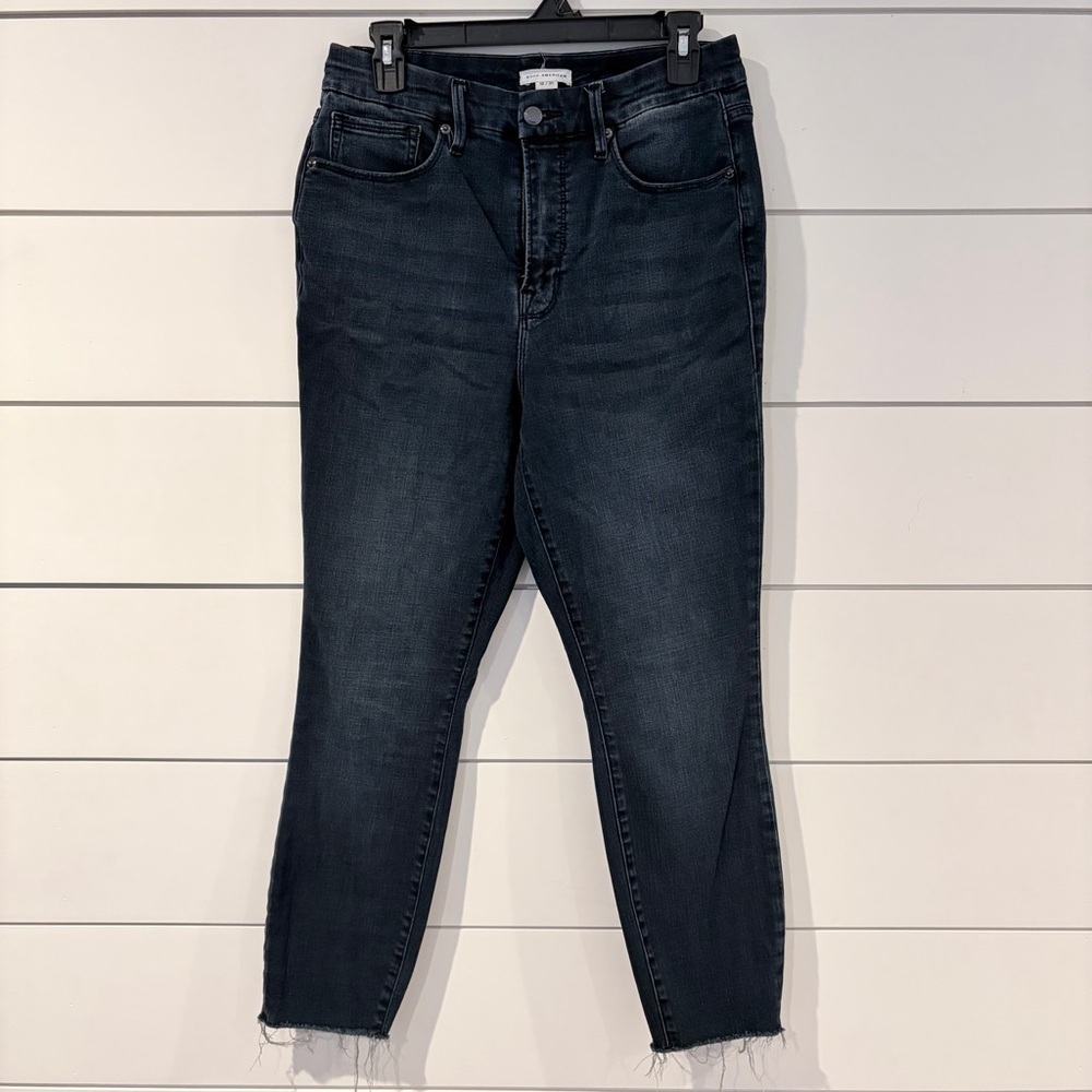 Good American Good Waist Crop Blue631 Raw Hem Jeans 12/31 Ankle - Picture 2 of 10